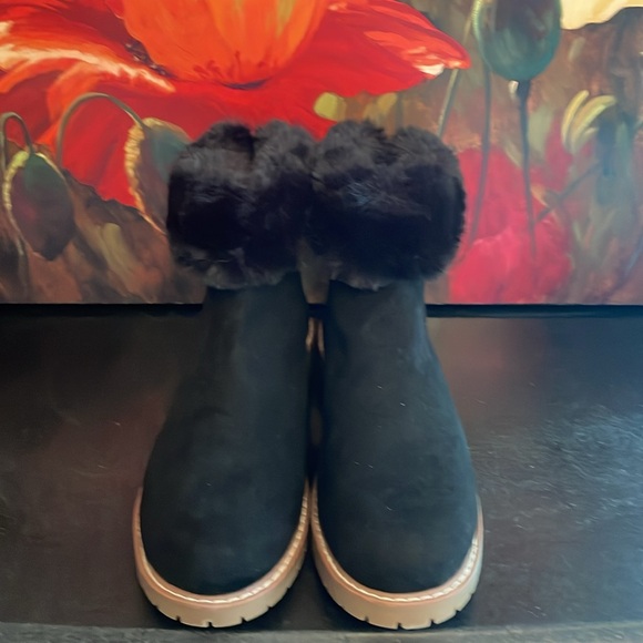 NWT AMERICAN EAGLE OUTFITTERS boots 
with faux fur size 8.5 - Picture 7 of 14